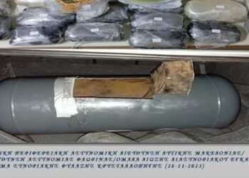Arrestimi i kryekomisarit: Shoqëroi Lorenc Likën të kalonte drejt kufirit grek, ushtroi presion ndaj punonjësve të pikës kufitare