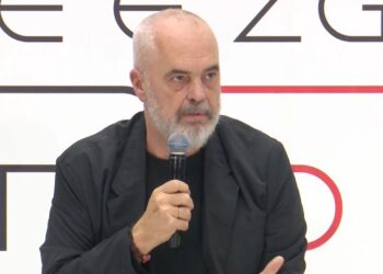 “Ka një ‘skap’ që po na kap”/ Aksionet e fundit të SPAK, Rama: Ka filluar fundi i pozicionit të privilegjuar…!