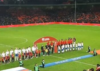 Fillon pjesa e dytë e ndeshjes, Shqipëria vijon ‘luftën’ për ruajtjen e kreut të grupit