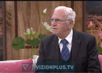 Shiti këngën “Mora Fjalë” 300 euro, ‘shpërthen’ kompozitori: Dua përqindjen time ose do ta bllokoj në YouTube