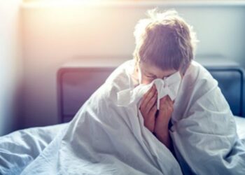 “Gripi shkakton vdekje”/ Simptomat e virusit që po qarkullon në Shqipëri, kush duhet të bëjë kujdes