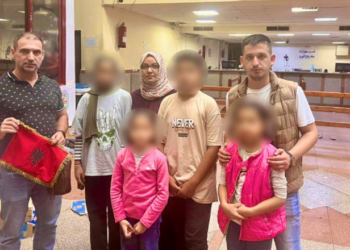 Evakuohen nga Gaza nëna shqiptare dhe 4 fëmijët e saj, Hasani: Ndodhen të sigurt në Egjipt