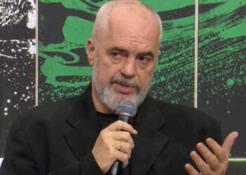 Risitë në arsimin profesional, Rama: Duhet reformë jetike, kemi 4 mijë vende të lira në këtë sistemin