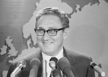 Nobelisti Henry Kissinger, ose “Makiaveli amerikan” që nuk u shqetësua kurrë nga gjykatat