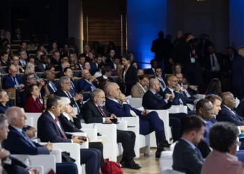 “Rama ofron plan për Gazën”, AP jehonë fjalëve të kryeministrit në Forumin e Paqes