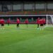 VIDEO/ Sylvinho i ka të gjithë lojtarët në dispozicion, Kombëtarja u jep dorën e fundit përgatitjeve para Moldavisë