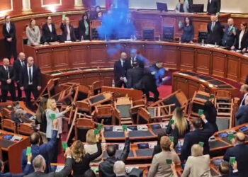 BKH nis shqyrtimin e provave të dhunës në Parlament, PS mbledh firmat për ‘ndëshkimin’ e deputetëve të Berishës