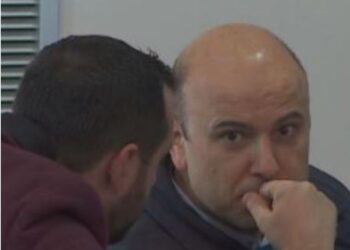 Dhëndri i Berishës vjen me rrëfenja nga burgu dyjavor: Landi nga një fshat i Tepelenës përballë…!