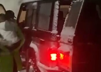 VIDEO/ Situata e rënduar në Qafë Murriz, policia: Do bëhet evakuimi i pasagjerëve të automjeteve që janë bllokuar