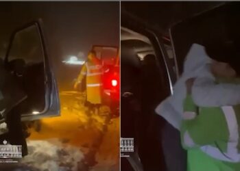VIDEO/ Kishin mbetur të bllokuar në Qafë Murriz, policia i vjen në ndihmë prindërve me dy fëmijë