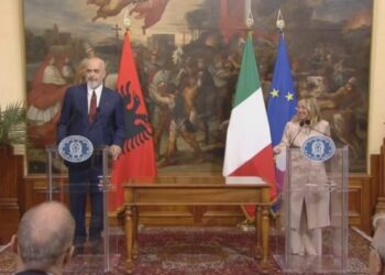 LIVE/ Meloni, konferencë me Ramën: Shqipëria sillet si një vend anëtar i BE, jam krenare për miqtë tanë!