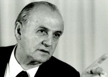 Ramiz Alia në 1990: Azem Hajdari i tha Lisen Bashkurtit se protestat e PD po i organizon Jugosllavia