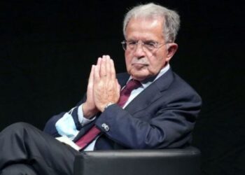 Marrëveshja për emigrantët| Ish-kryeministri Italian: Është lojë e përsosur politike