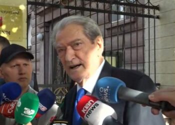 Duhej të paraqitej në SPAK, Berisha ‘strehohet’ në Kuvend: Të vijnë të më njoftojnë në vendin e punës