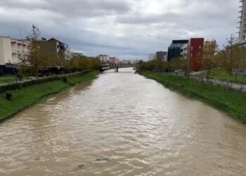 Situata e motit/ Instituti i Gjeoshkencave: Pasditja sjell reshje shiu, kryesisht në veri të vendit