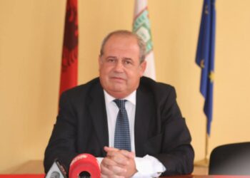 Ish-kryebashkiaku i Fierit, Baftjar Zeqaj paraqitet në SPAK, ende nuk dihet arsyeja