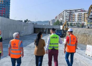 Loti i 4 i Unazës së Madhe të Tiranës gati në verë, Balluku inspekton punimet