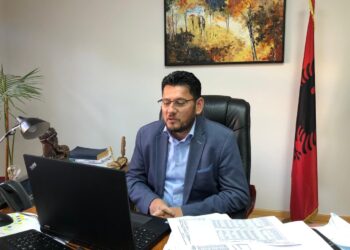 Dyndje në Postë për pensionin dhe bonusin, Hado: Paratë nga buxheti janë të garantuara
