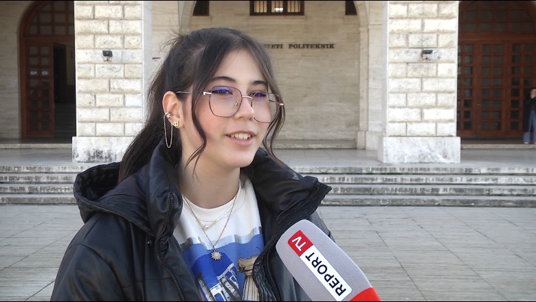 Maturantja që për 12 vite mori vetëm 10-ta tregon pse ka zgjedhur që të jetojë në Shqipëri