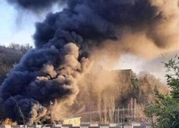 Aksidenti në Itali/ Autobusi po dërgonte fëmijë në ekskursion, të gjitha viktimat në ambulancë, u përfshi në flakë pas përplasjes