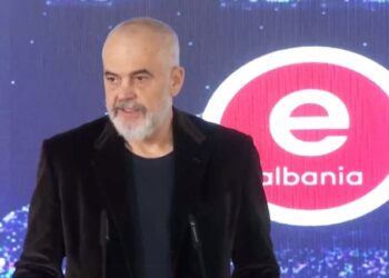 Rama prezanton ‘Shërbëtorin Publik’ në e-Albania: Brenda 2024 “live” Asistenti Virtual 0.2