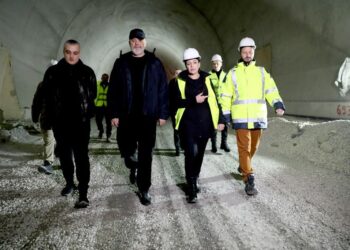 Bashkohen dy anët e tunelit të Murrizit, Rama: Viti 2024 vulos fundin e kësaj vepre sfiduese