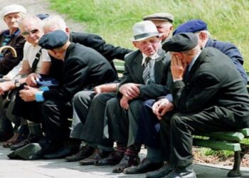Festat e fundvitit, nis sot shpërndarja e bonusit për 700 mijë pensionistë