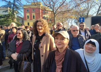 Argita Malltezi, në pritje të marrjes së ‘Rithemelimit’ (pasi i ati të izolohet)