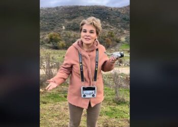 Monika Kryemadhi shkon me dron tek inceneratori i Tiranës: Këtu janë zhdukur liqene