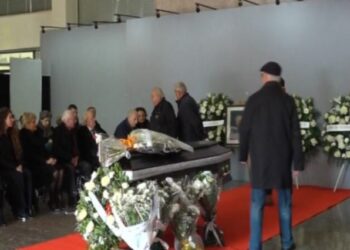 Mbahen homazhe për “Sokratin” shqiptar, Mirush Kabashi përcillet sot për në banesën e fundit