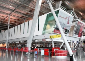 Kosova hap korridoret ajrore me Shqipërinë, shkurtohen fluturimet