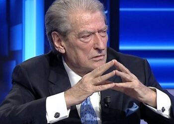 Vendimi për Berishën, deputeti i PD akuza SPAK: Është e tepruar, s’ka fuqi të drejtojë partinë nga shtëpia…!