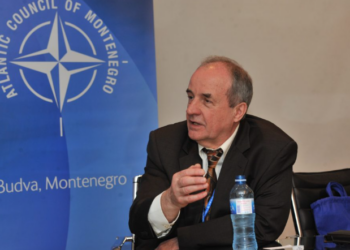 Bugajski: Moska po përpiqet ta shtyjë Serbinë në një konfrontim ushtarak në Kosovë