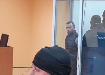 Emrat/ Ngjarja e rëndë në burgun e Peqinit, vendoset masa ‘arrest me burg’ për Mjacajn dhe 11 zyrtarët