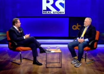 “Nuk jam derivat i askujt”, Idrizi tregon pozicionin politik dhe kritikon Berishën: Ajo që shoh sot në Parlament, një traumë
