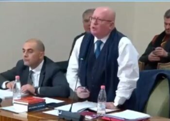 “Ky do të të fusë në burg, por pa të përmendur emrin”, Gjokutaj përplaset me Krajën, prokurori: Kujdes…