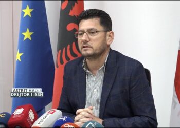 Përfituesit/ Nis shpërndarja e bonusit 5 mijë lekë për 704 mijë pensionistë! Hado: Kanë një vit kohë për ta tërhequr!