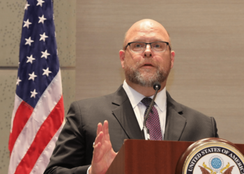 Ambasadori i SHBA në Kosovë: Asociacioni mund të ketë nevojë për përmirësim, por…