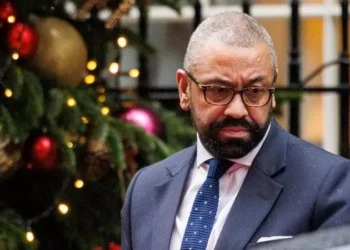 Skandali i Krishtlindjeve i ministrit britanik: “Sekreti i martesës? Pak drogë përdhunimi për gruan tënde”