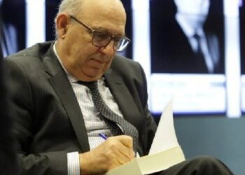 Tym e flakë…se tymit i ka dal flaka