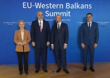 Bruksel/ Nis Samiti BE-Ballkani Perëndimor, Rama në krah të Von der Leyen, Michel dhe Sanchez