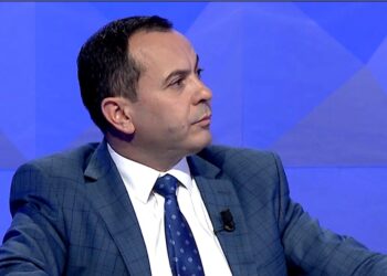 Daci: Berisha ra në kurthin e vetvetes, ligjëroi kërkesën e SPAK-ut. E vetmja zgjidhje është…
