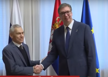 Putini konfirmon agjendën në Ballkan! Vuçiç bëhet trim nën “putrën” ruse, mori librin me sekrete