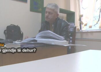 Një mjek i dehur që vlerëson personat për kemp, ngjarja që tronditi qytetin e Librazhdit