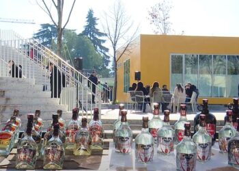 “Republika e rakisë”/ Promovohet pija tradicionale shqiptare si pjesë e trashëgimisë kulturore