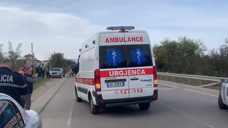 Aksident në Sarandë, plagoset 38-vjeçari, transportohet drejt Traumës në Tiranë