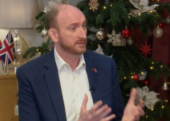 Kërkesa e SPAK për arrestimin e Berishës, ambasadori britanik: Të respektojë ligjin, askush s’është imun