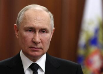 Policia bastis lokalet e natës në Moskë, kërkojnë të arrestojnë homoseksualët