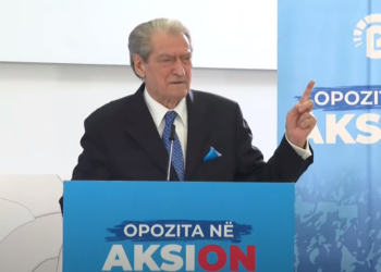 Berisha kërcënon: Do destabilizojmë diktaturën përmes mosbindjes civile dhe me çdo mjet tjetër