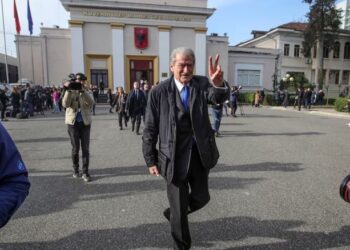 Washington Post: Kuvendi i heq imunitetin Berishës. Akuzohet për korrupsion, ja sa vite burg rrezikon nëse shpallet fajtor!